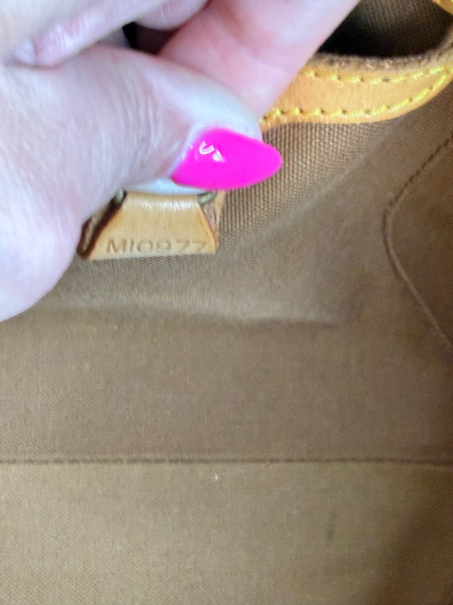 Louis Vuitton Vintage Monogram Ellipse PM