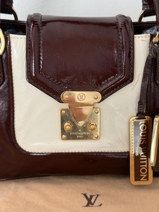 AUTHENTIC Louis Vuitton RARE Limited Edition 2002-2003 Cruise Line Sac Bicolor patent leather handbag in dark brown and white