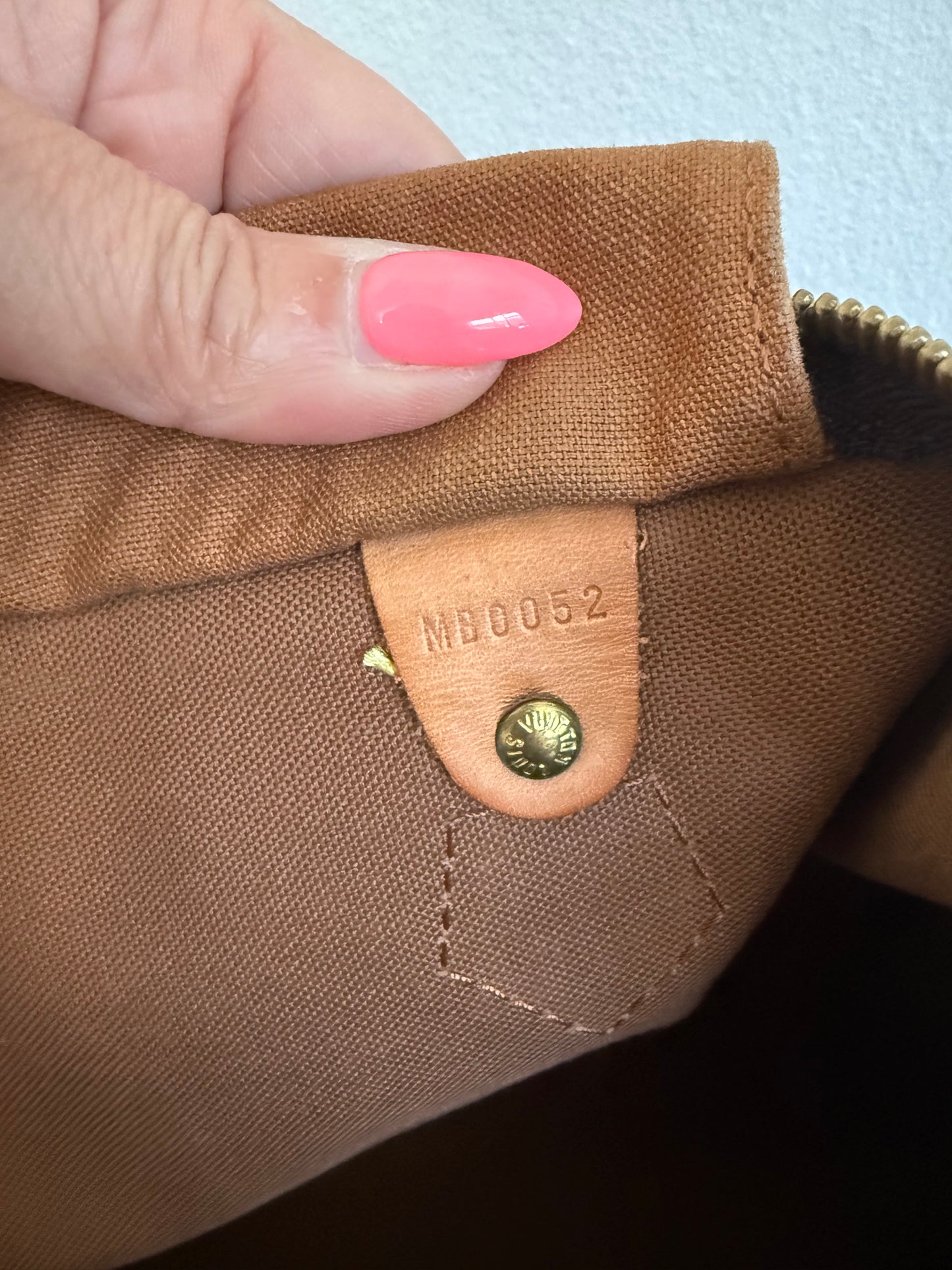 Louis Vution Monogram Speedy 35