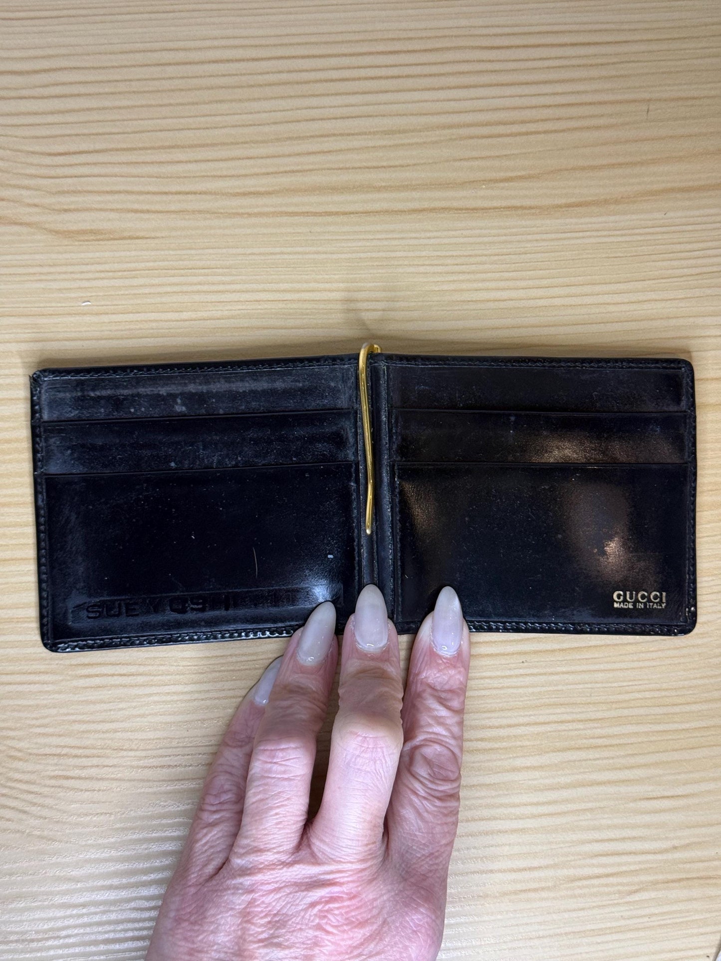 AUTHENTIC Gucci Black Bifold Card and Money Clip Leather Men’s Wallet