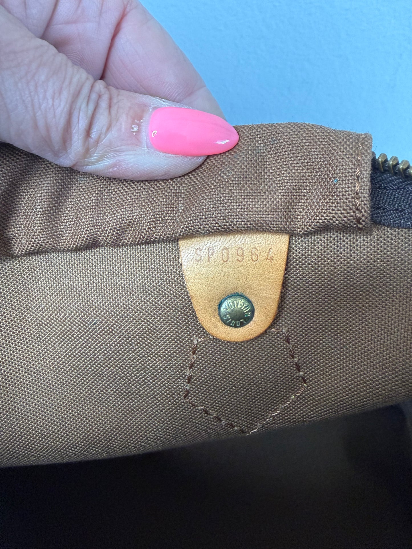Louis Vuitton Monogram Speedy 35