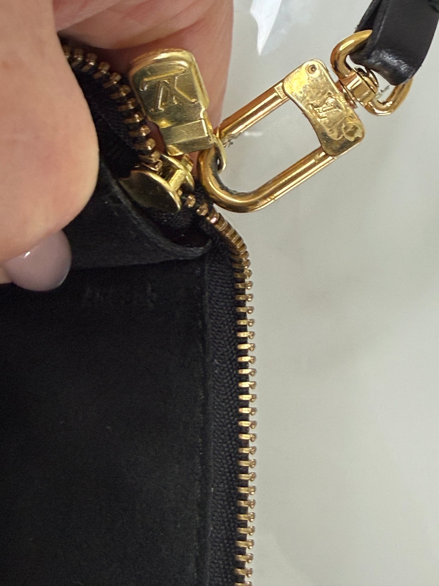 Louis Vuitton Epi Black Pouchette