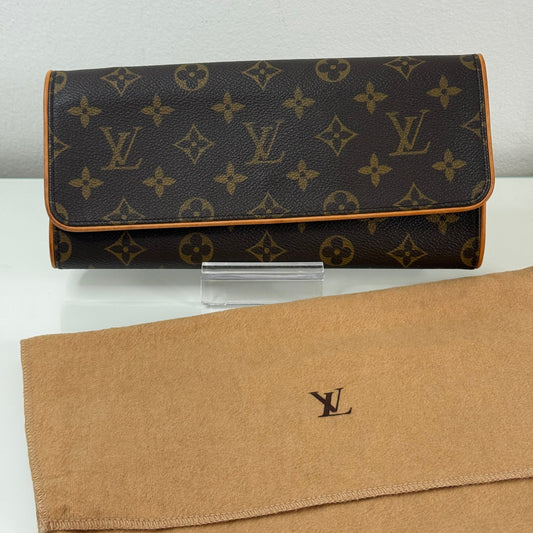 Louis Vuitton Monogram Pochette Twin GM