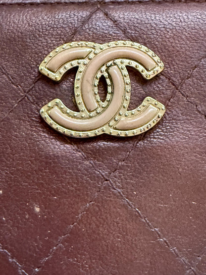 Chanel Quilt Stitch Brown Matelassé Zip-Around