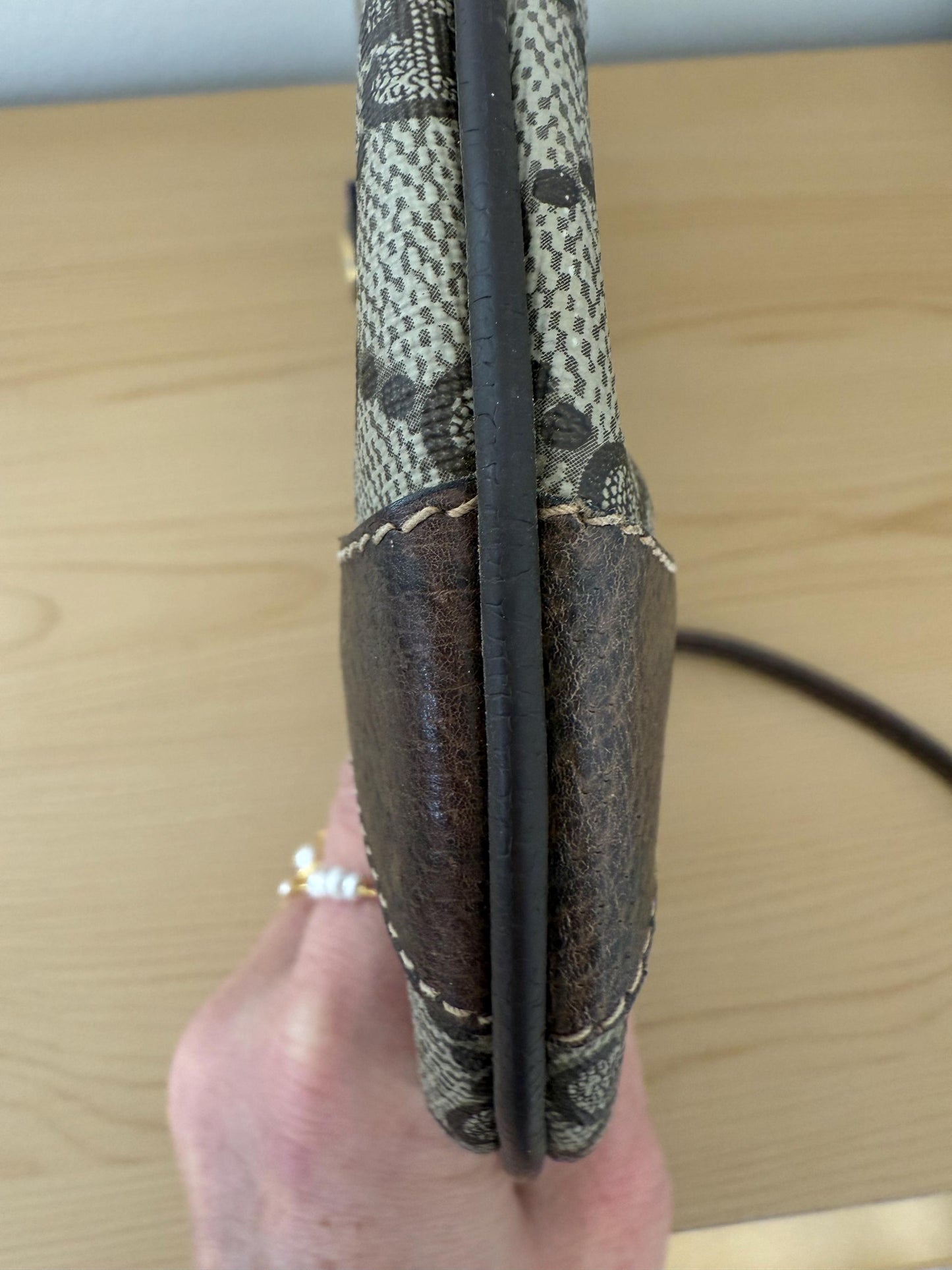 Gucci Vintage GG Supreme Canvas Crossbody