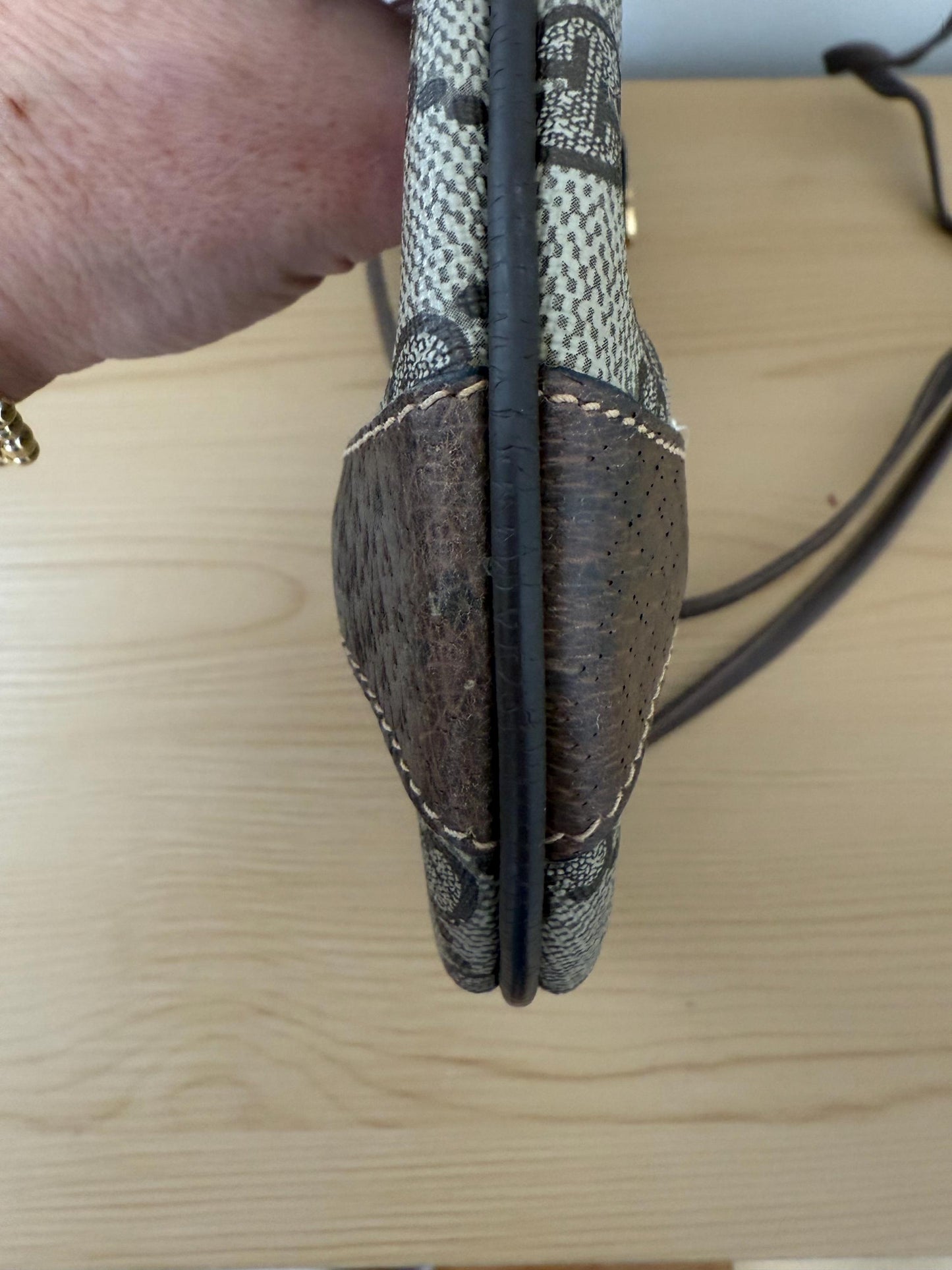 Gucci Vintage GG Supreme Canvas Crossbody