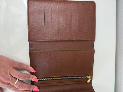Louis Vuitton Monogram Pochette Passport Tri Fold
