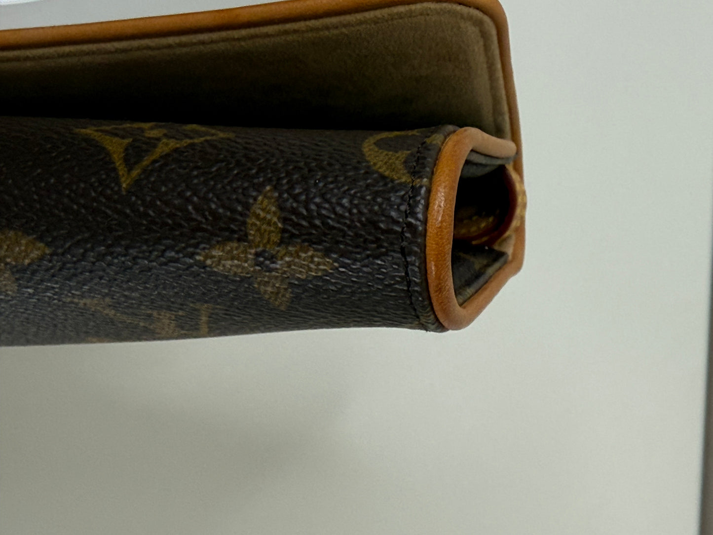 Louis Vuitton Monogram Pochette Twin GM