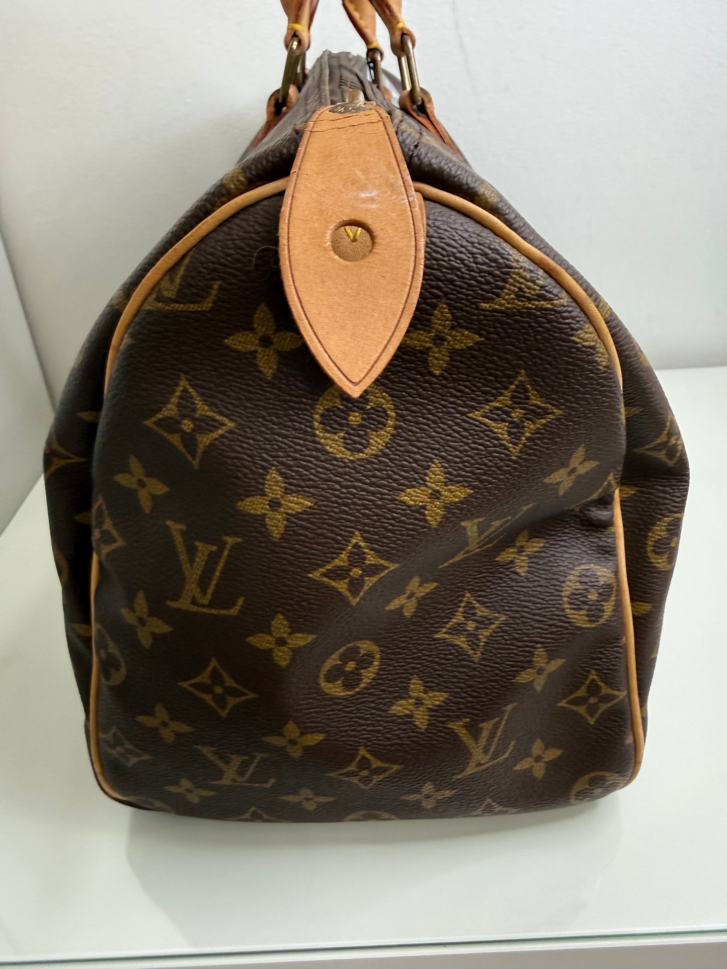 Louis Vuitton Vintage Monogram Speedy 35