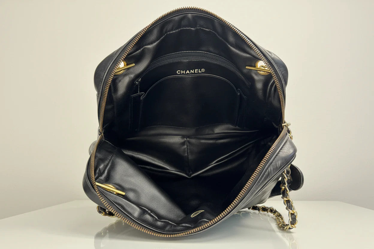 Chanel Vintage Black Lambskin Double Pocket Chevron Handbag 1986-1988