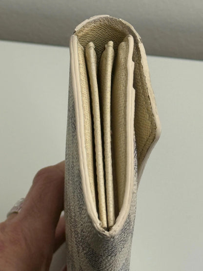 Louis Vuitton Sarah White Damier Azur Long Wallet