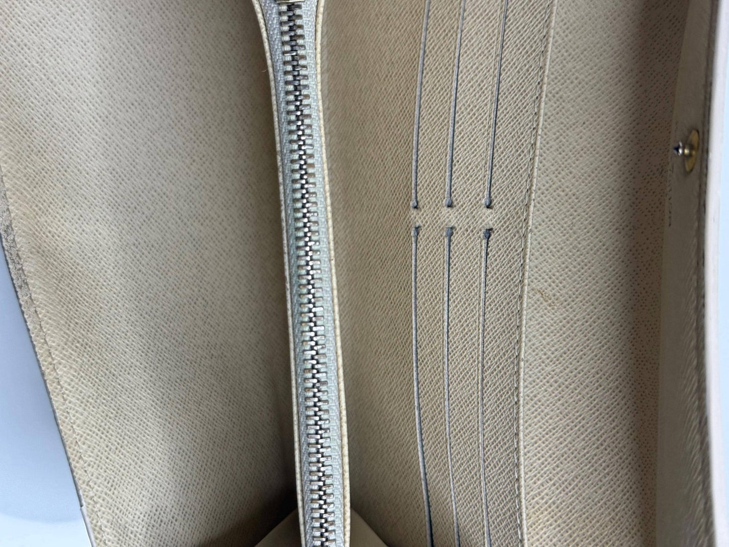 Louis Vuitton Sarah White Damier Azur Long Wallet