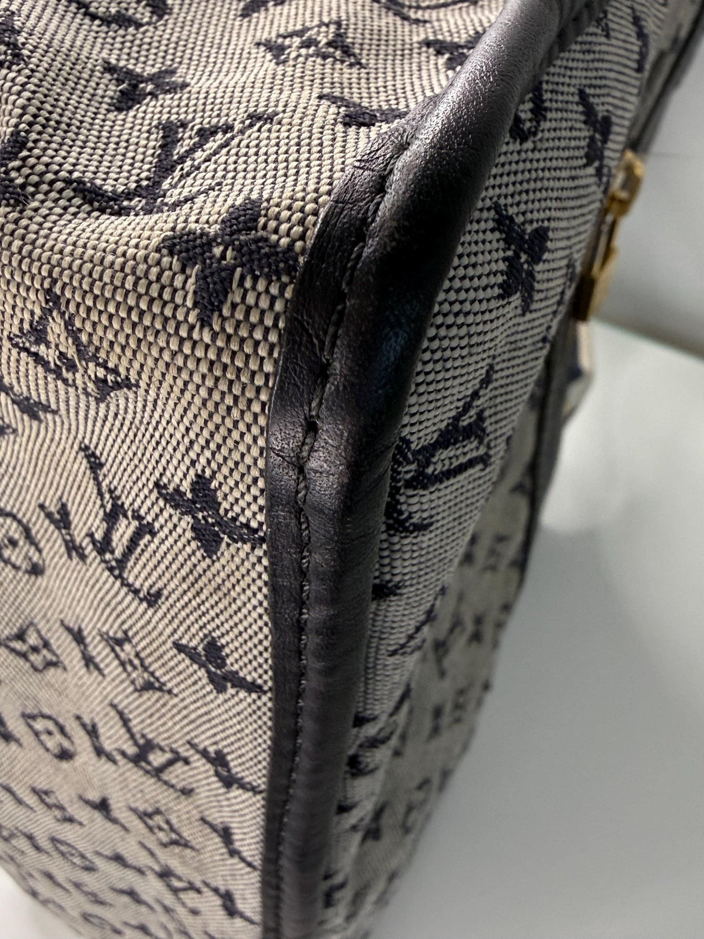 Louis Vuitton Vintage Monogram Mini Lin Sac Catherine -Blue