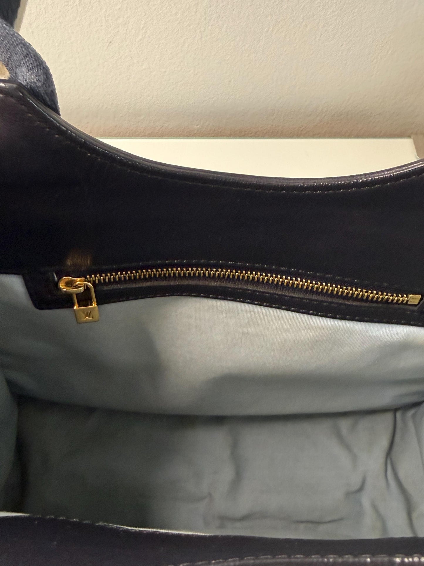 Louis Vuitton Vintage Monogram Mini Lin Sac Catherine -Blue