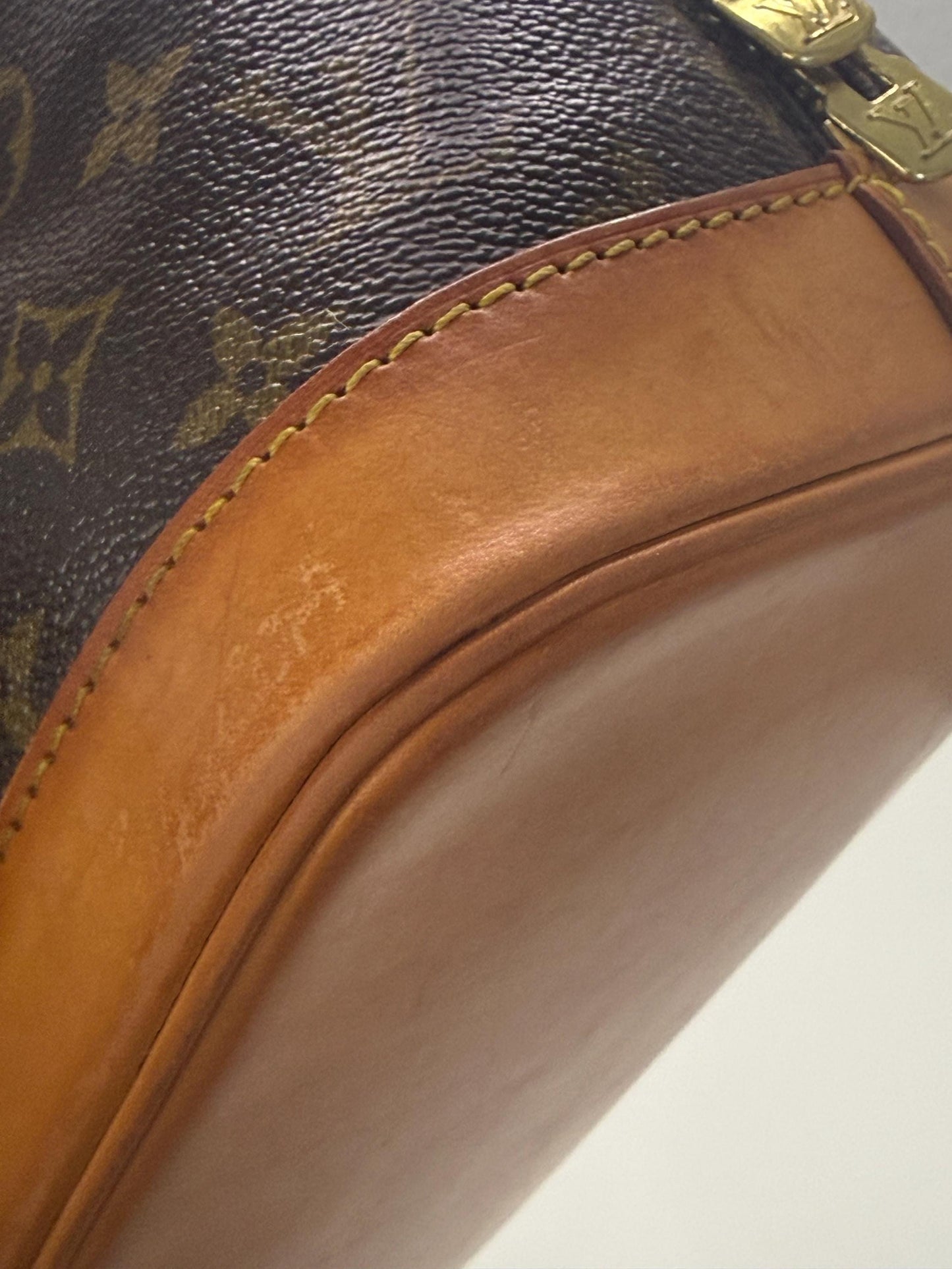 Louis Vuitton Vintage Monogram Alma MM Bag