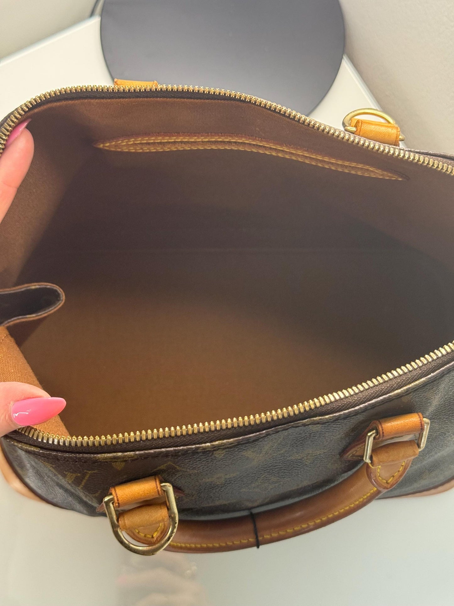 Louis Vuitton Vintage Monogram Alma MM Bag