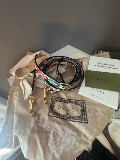 Gucci Brit Rose Print Interlocking G Mini Heart Shoulder Bag