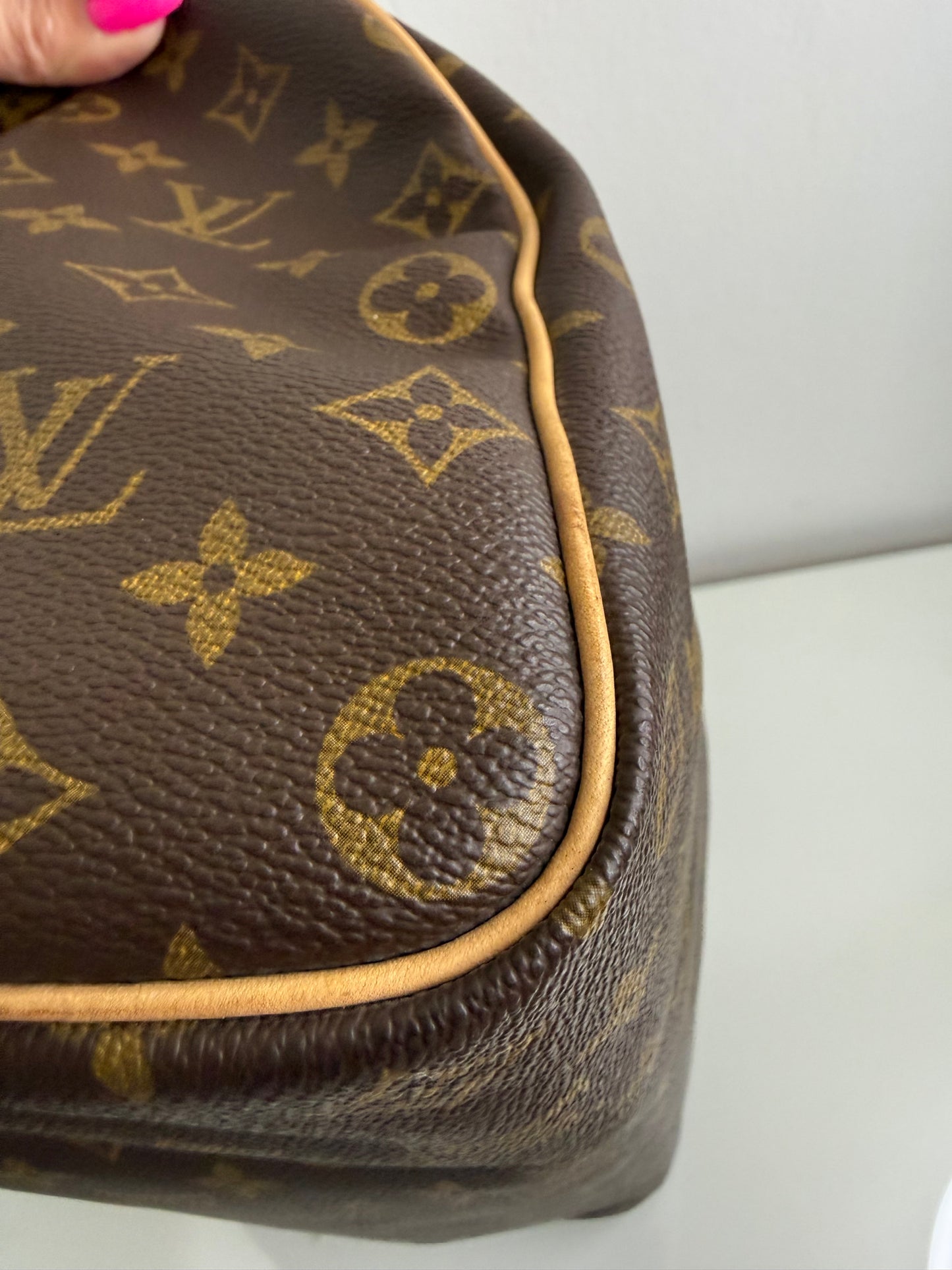 Louis Vuitton Vintage Monogram Speedy 35