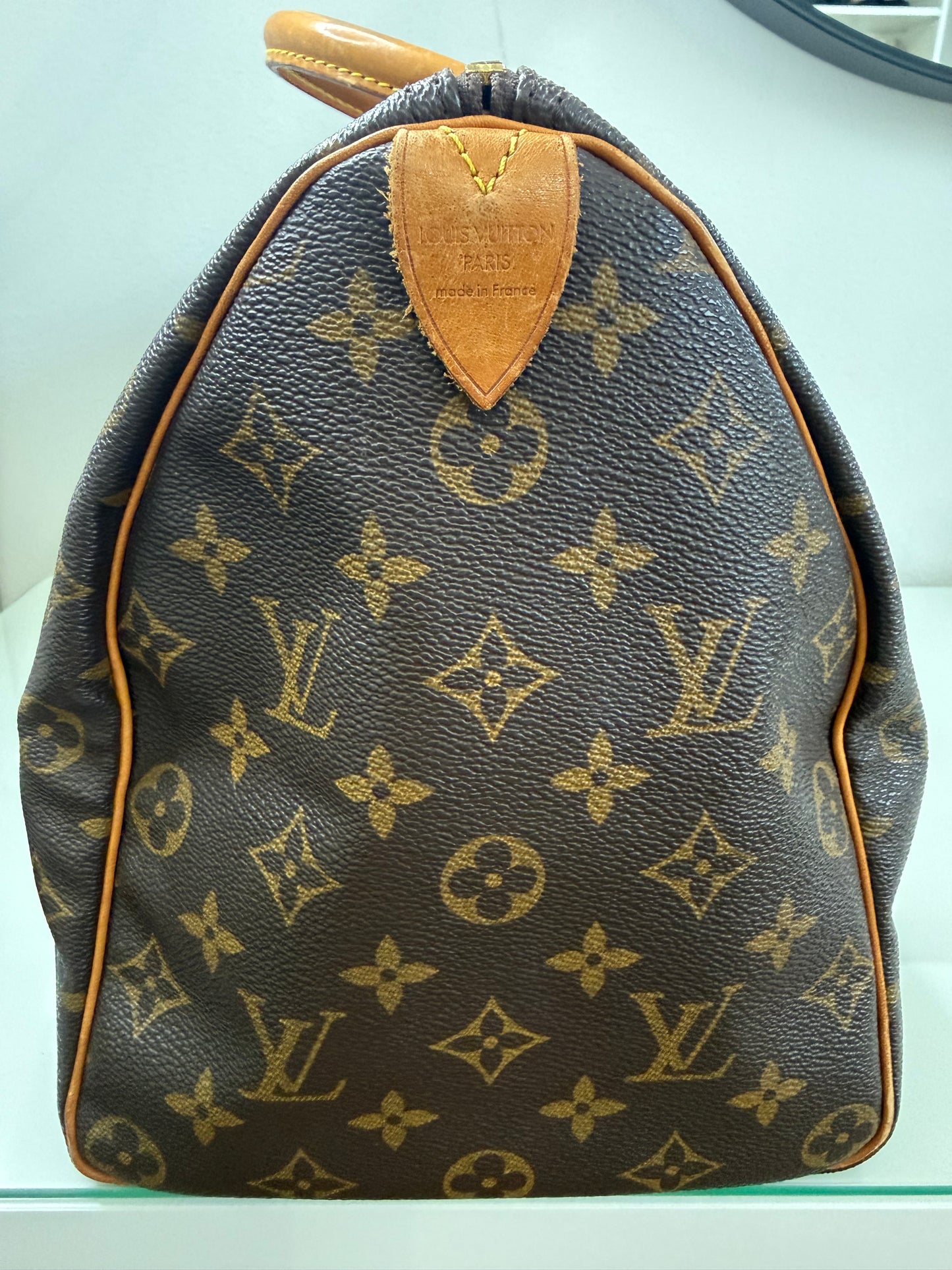 Louis Vuitton Monogram Speedy 35