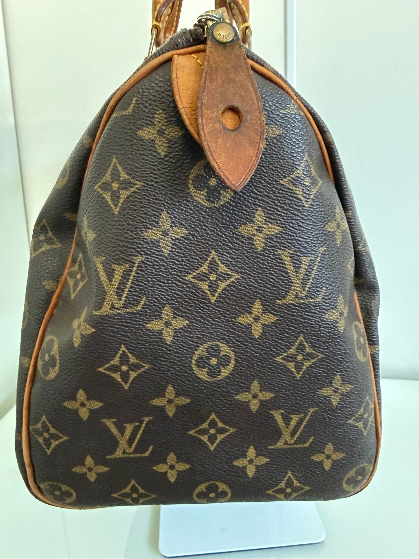Louis Vution Monogram Speedy 35