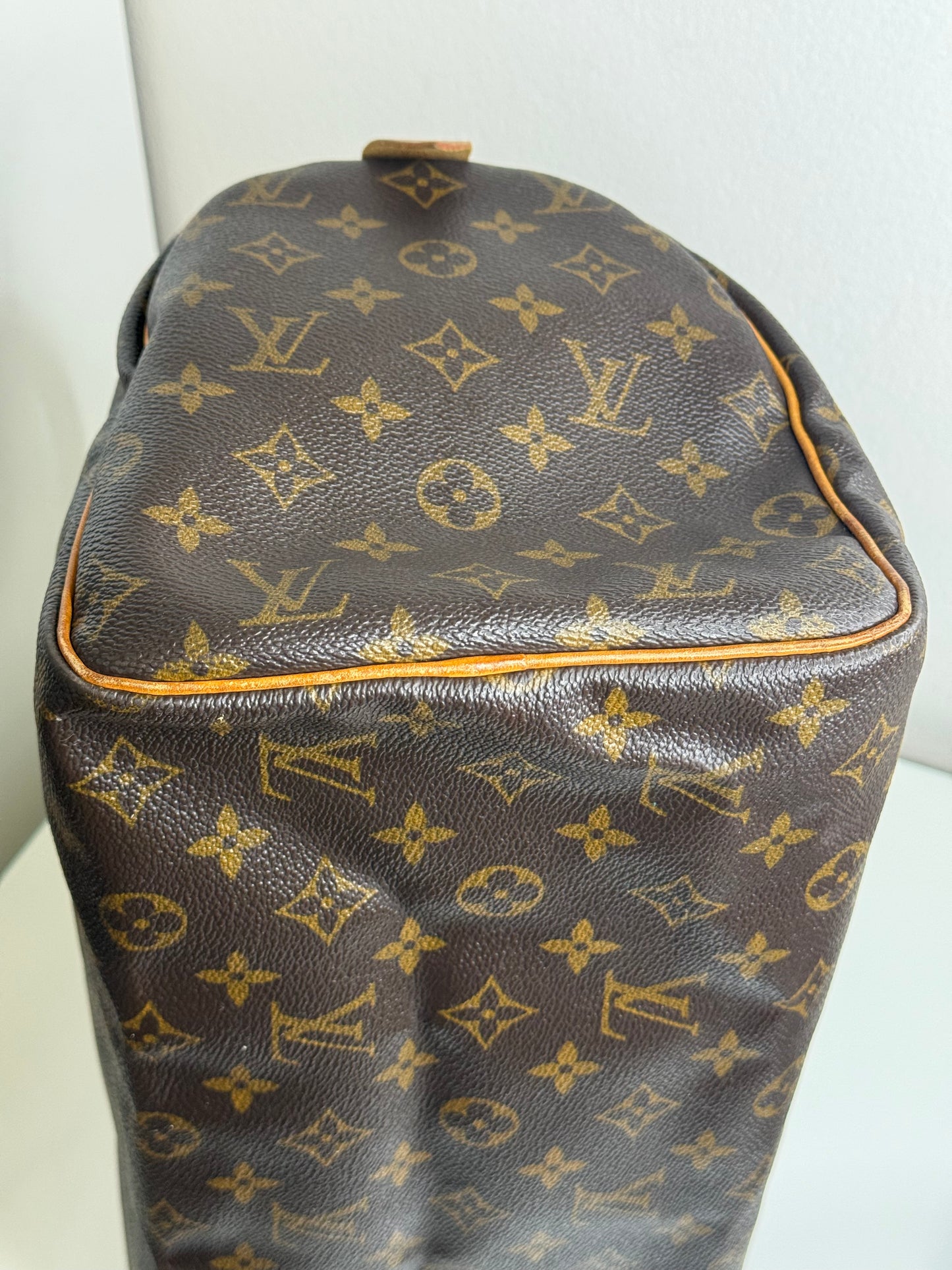 Louis Vuitton Vintage Monogram Speedy 30