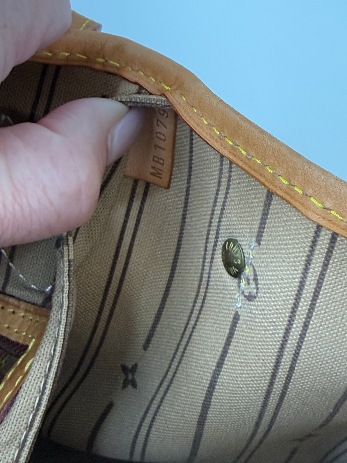 Louis Vuitton Monogram PM Neverfull with Pouch