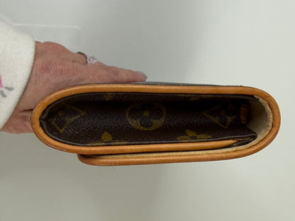Louis Vuitton Monogram Pochette Twin GM