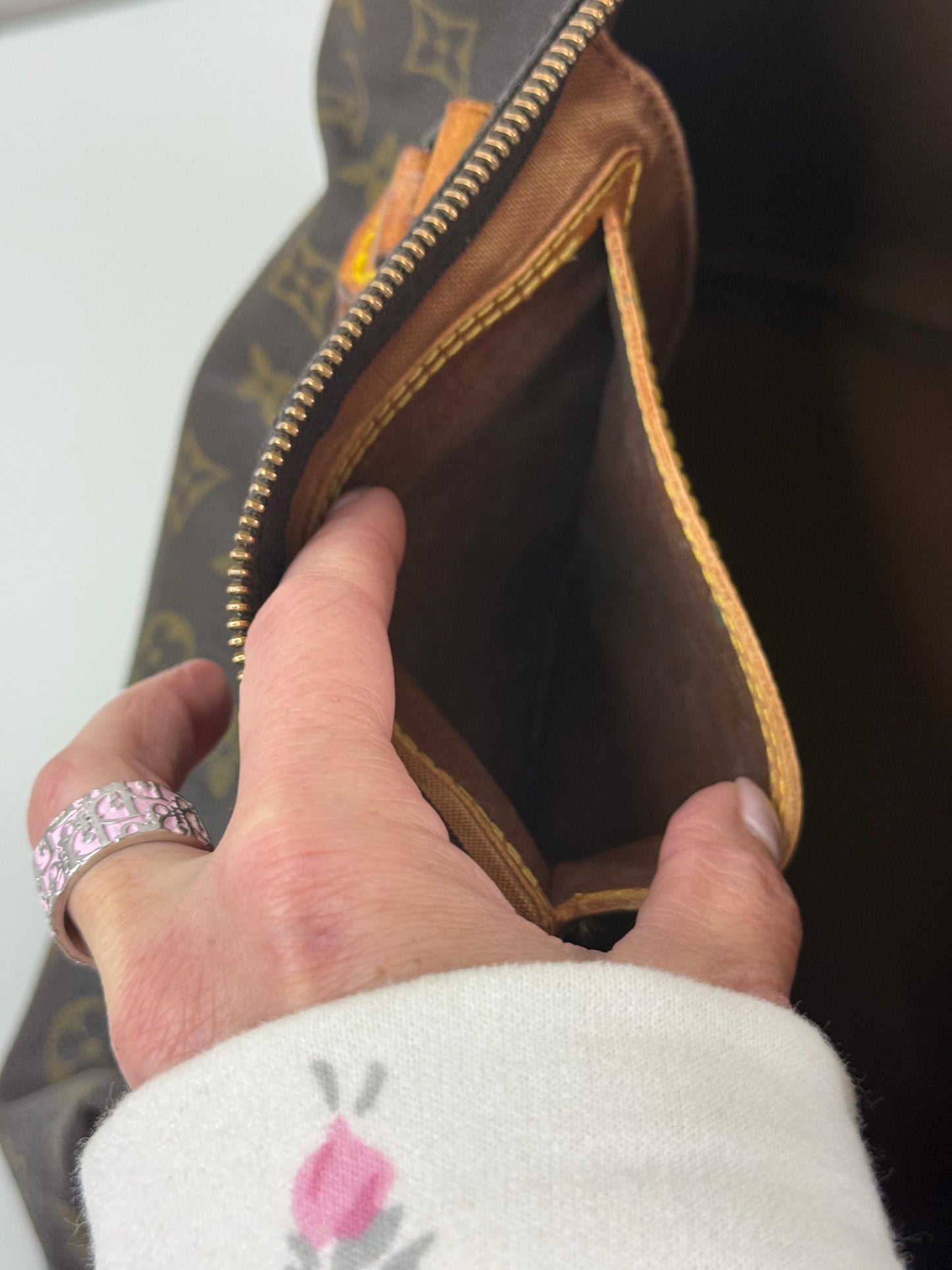 Louis Vuitton Monogram Speedy 30