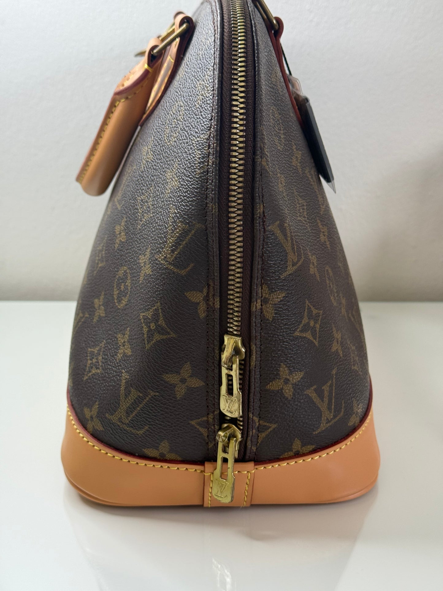 Louis Vuitton Monogram Alma PM