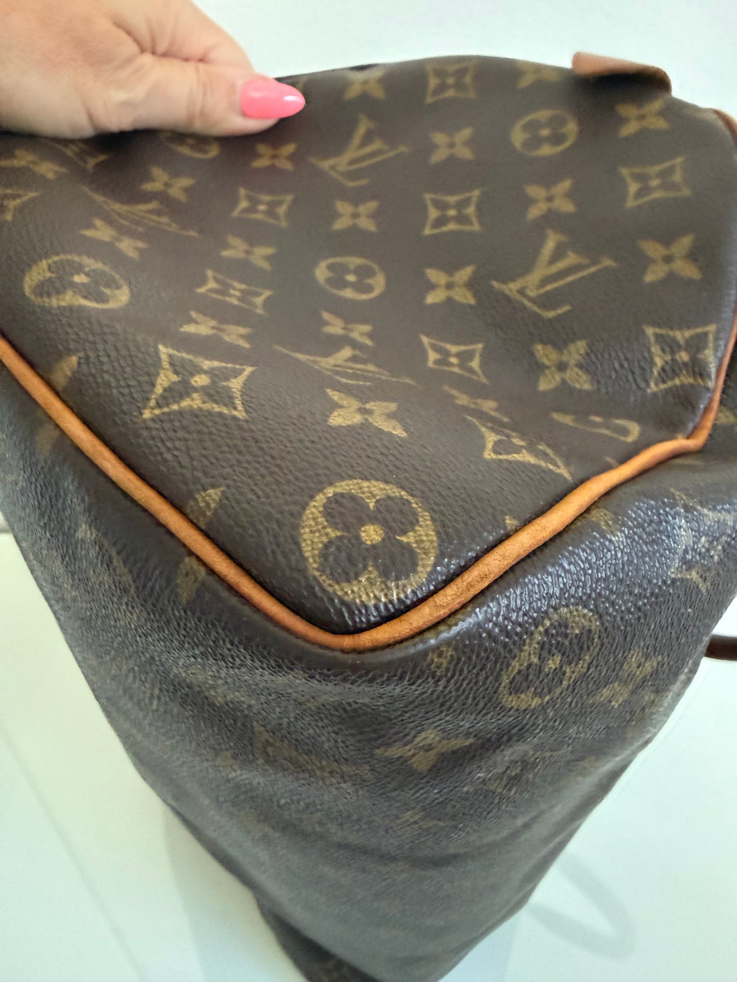 Louis Vution Monogram Speedy 35