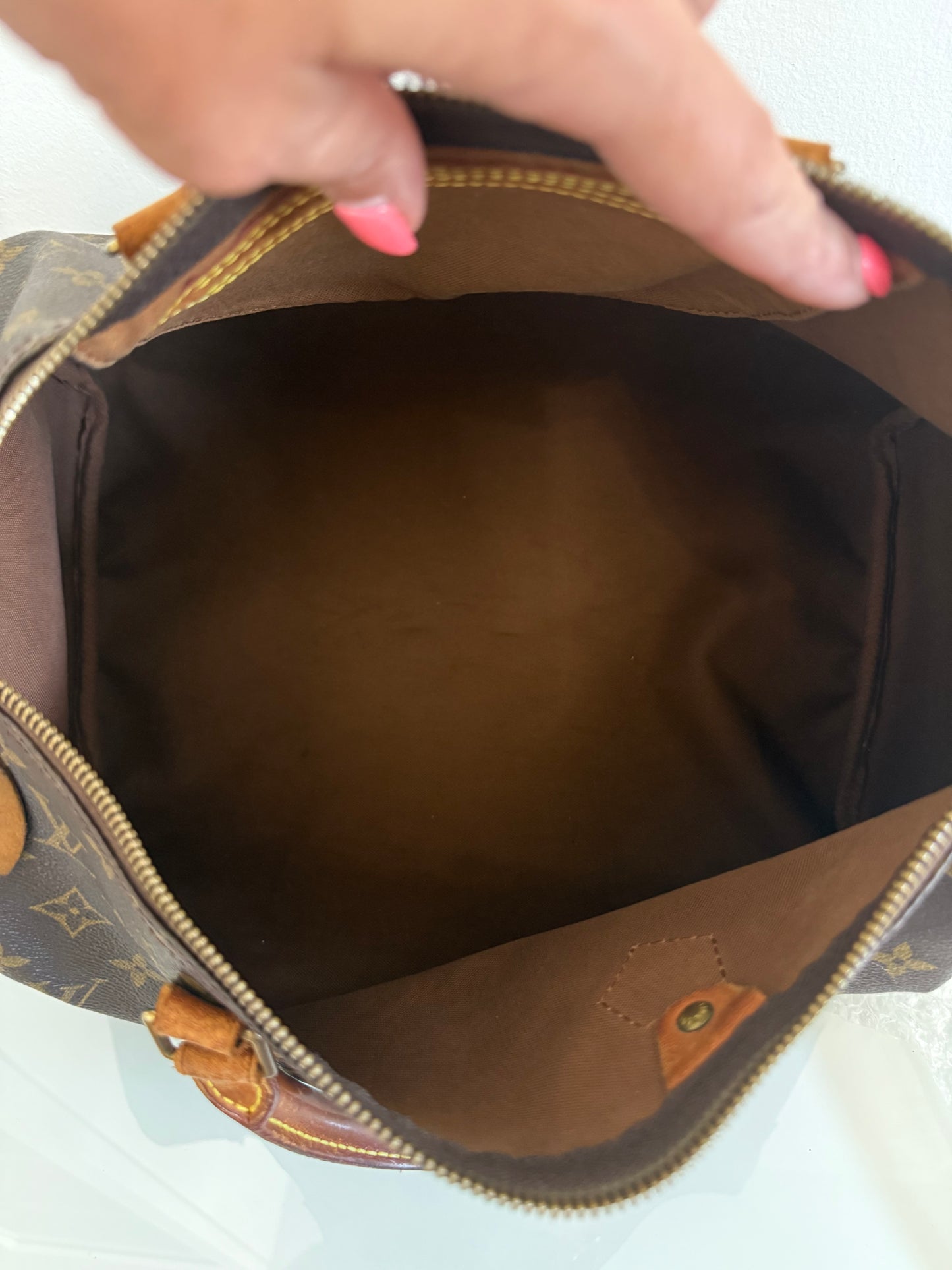 Louis Vution Monogram Speedy 35
