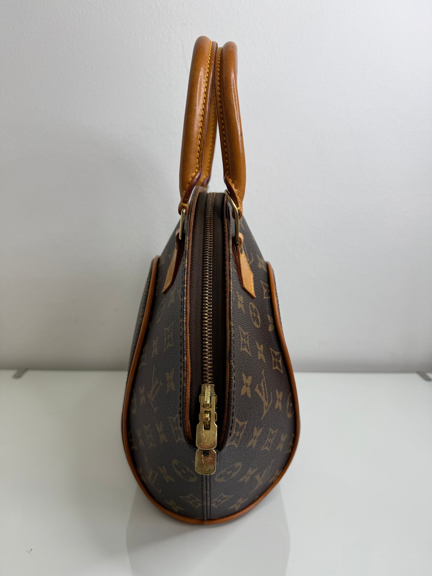 Louis Vuitton Vintage Monogram Ellipse PM