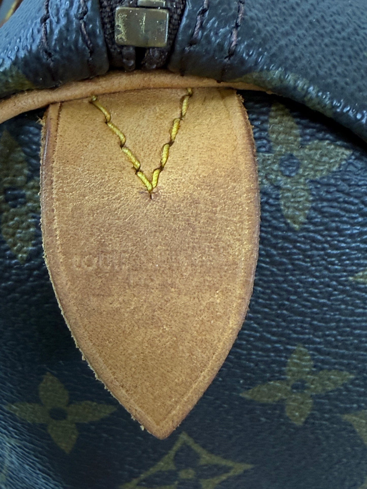 Louis Vuitton Monogram Speedy 30