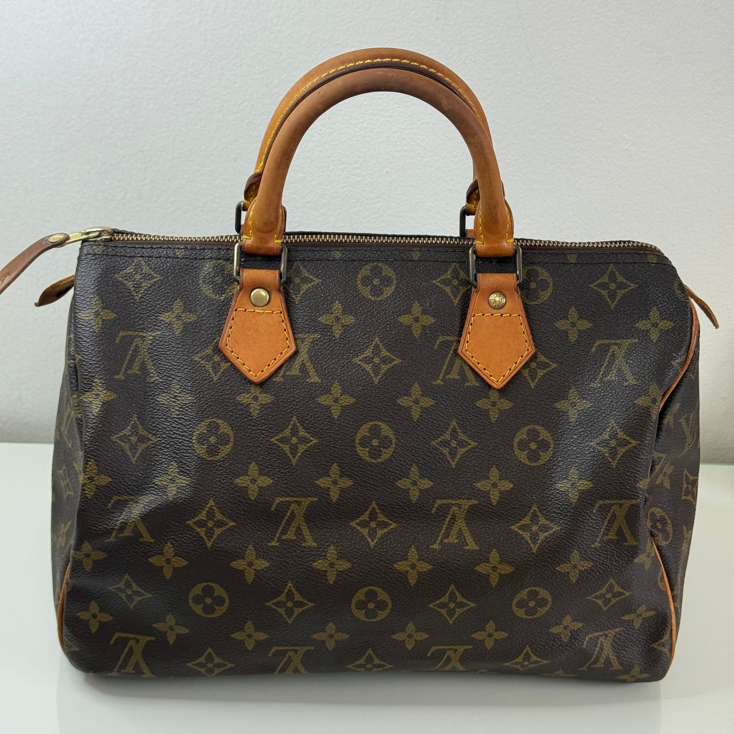 Louis Vuitton Monogram Speedy 30