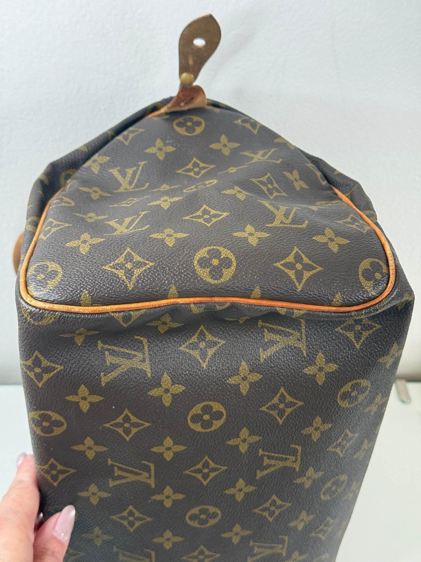 Louis Vuitton Monogram Speedy 30
