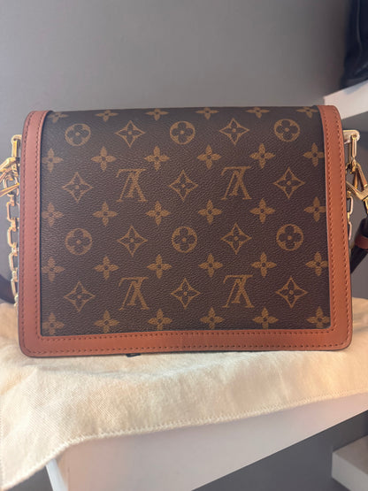 Louis Vuitton Dauphine MM