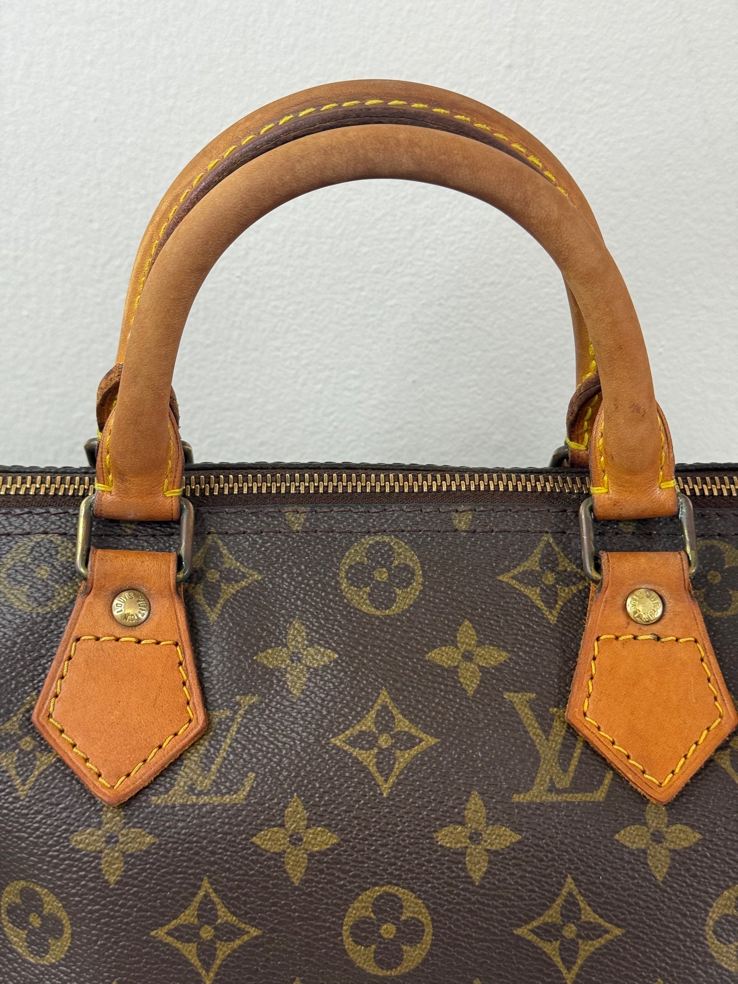 Louis Vuitton Monogram Speedy 30