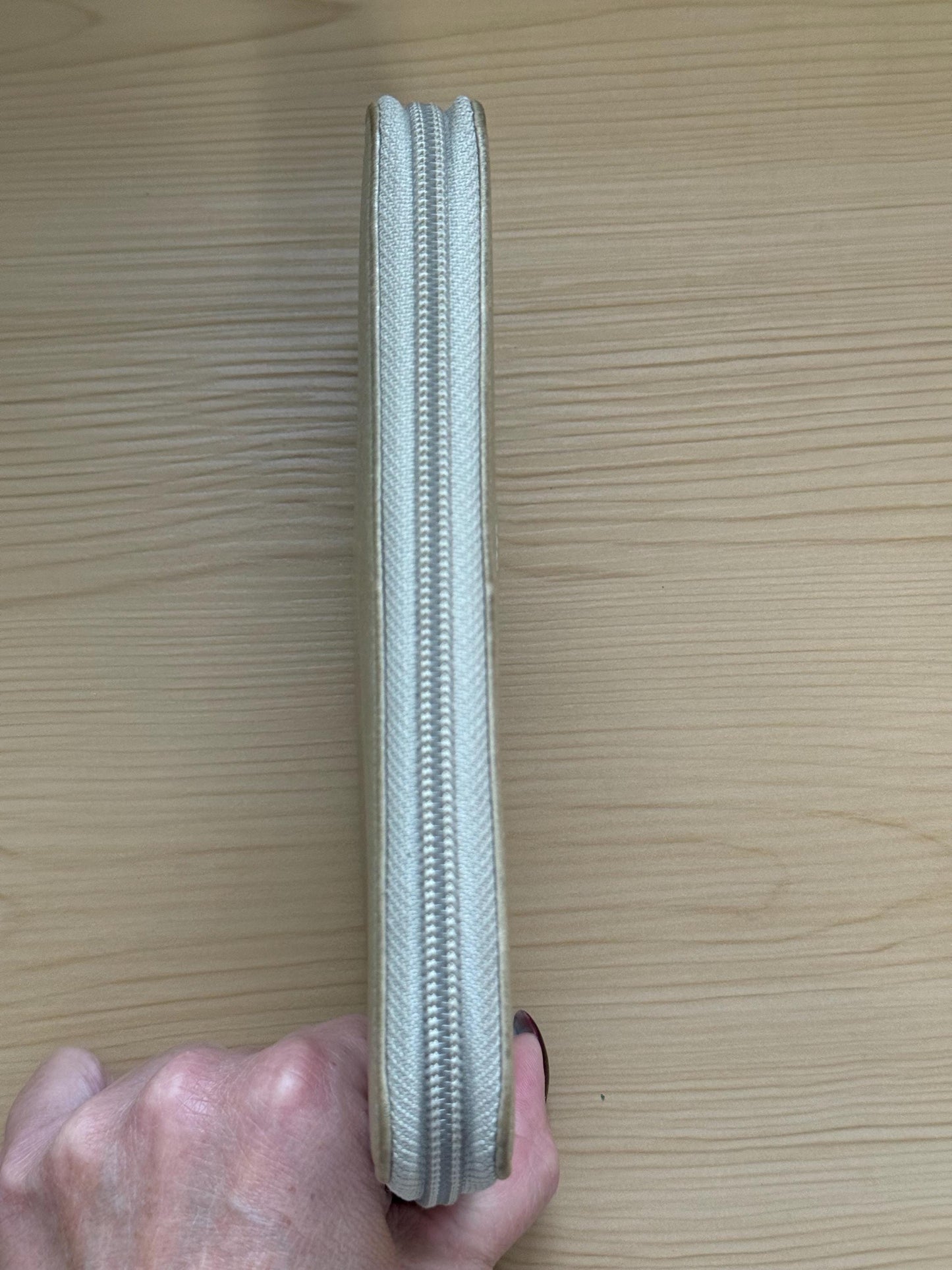 AUTHENTIC Chanel Metallic Lambskin Zippy Wallet