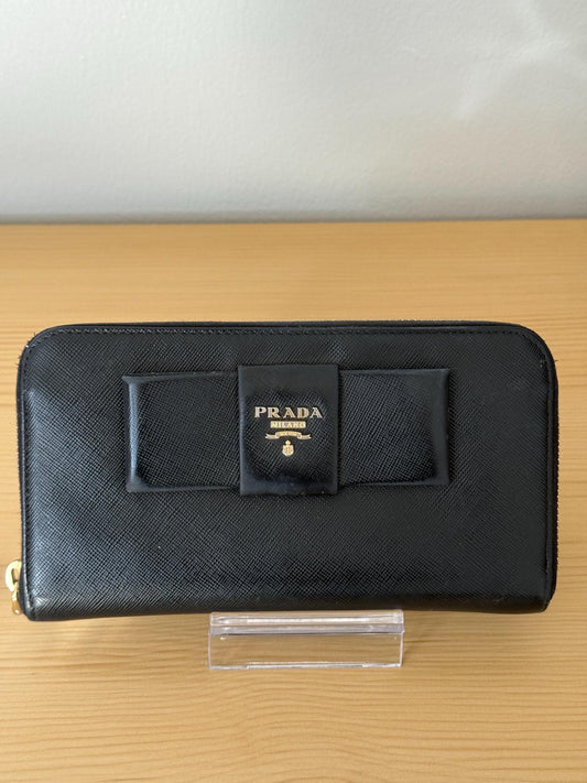 AUTHENTIC Prada Saffiano Leather Continental Black Bow Wallet Zippy