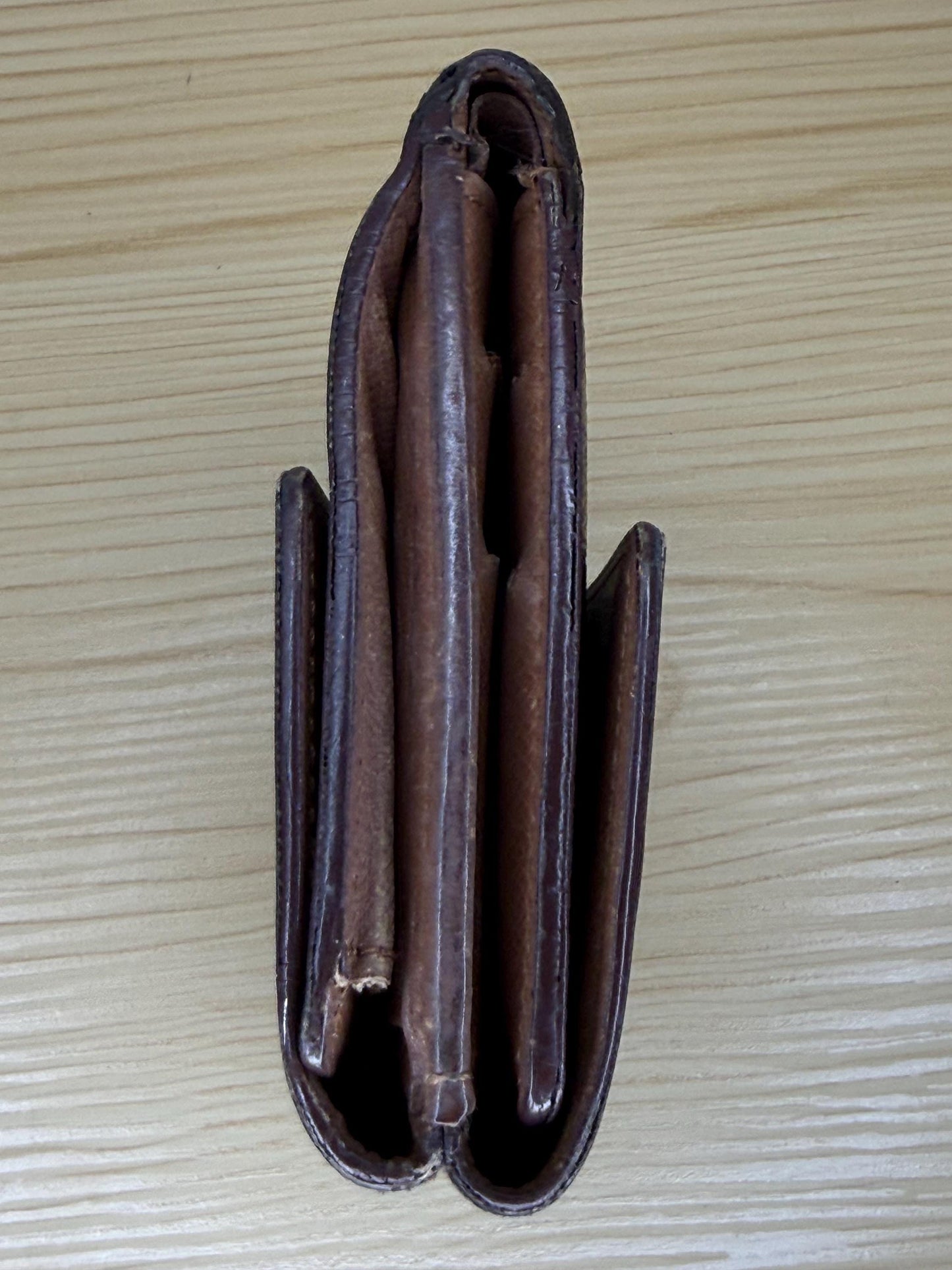 Authentic Louis Vuitton Vintage Monogram Compact Elise Wallet