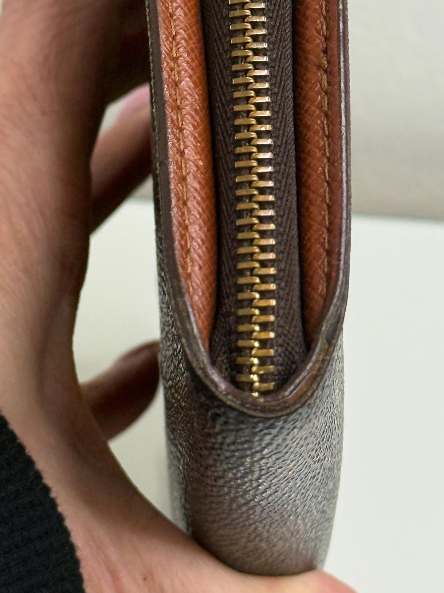 Louis Vuitton Vintage Monogram  Long Zippy Wallet