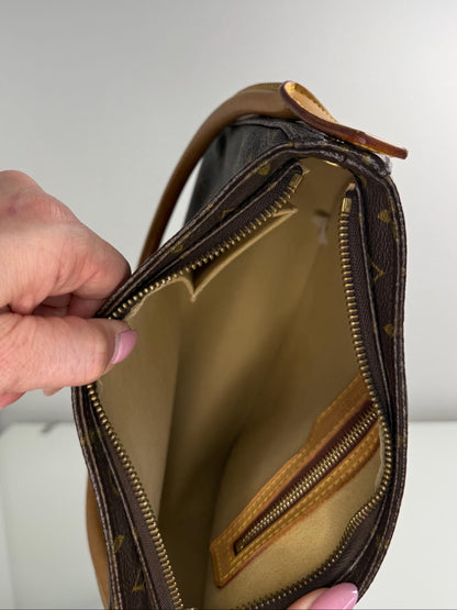 Louis Vuitton Vintage Monogram Looping MM
