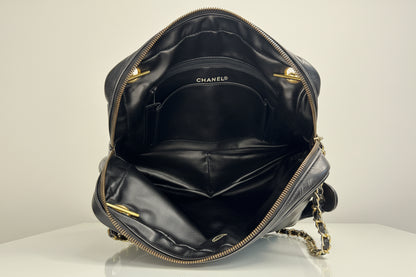 Chanel Vintage Black Lambskin Double Pocket  Chevron Handbag 1986-1988