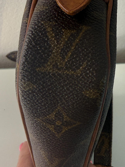 Louis Vuitton Vintage Monogram Marly Bandouliere Pochette