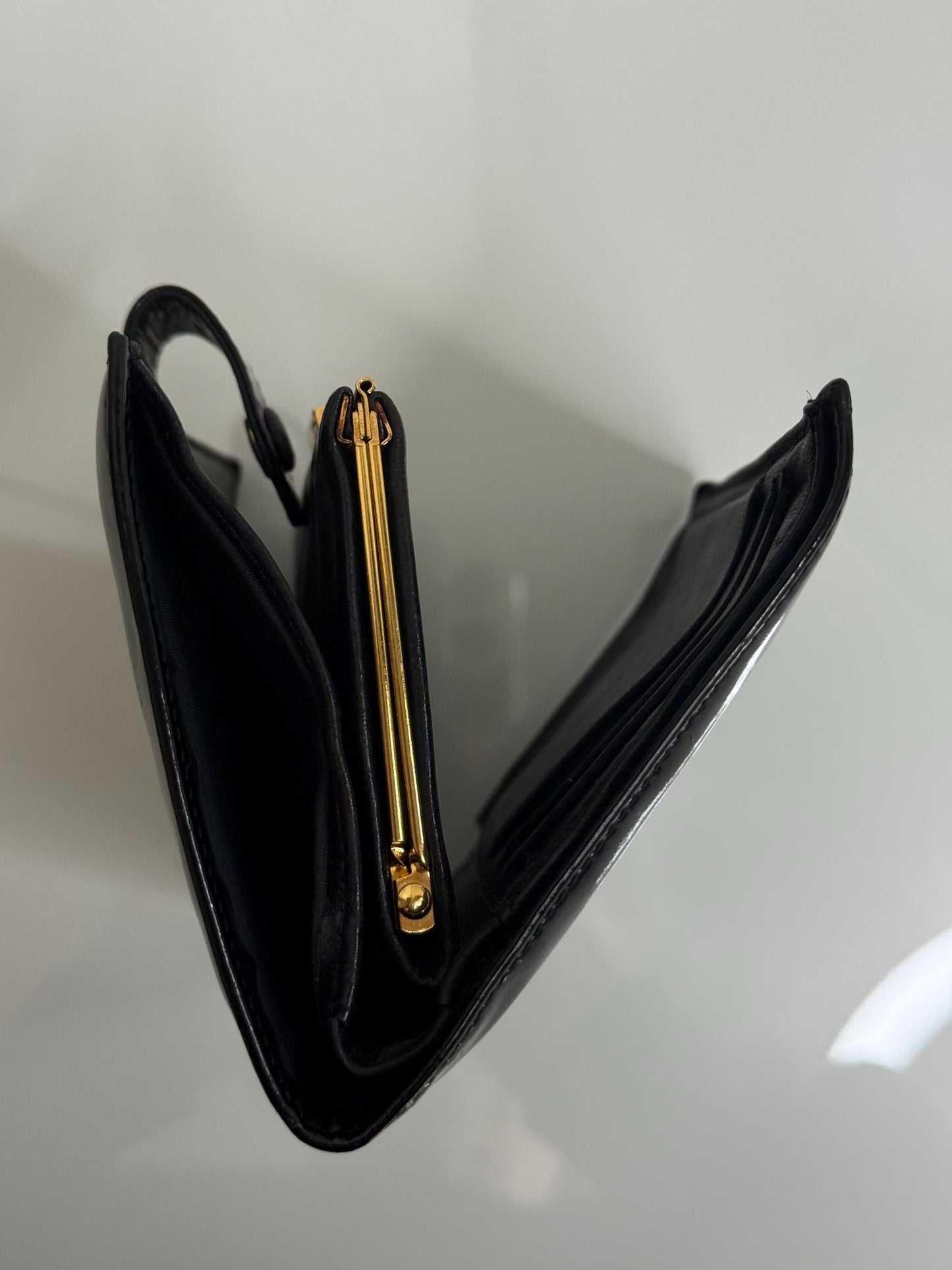 Chanel Vintage Black CC Compact Patent Leather with Kiss Lock Wallet