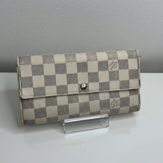 Louis Vuitton  Sarah White Damier Azur Long Wallet