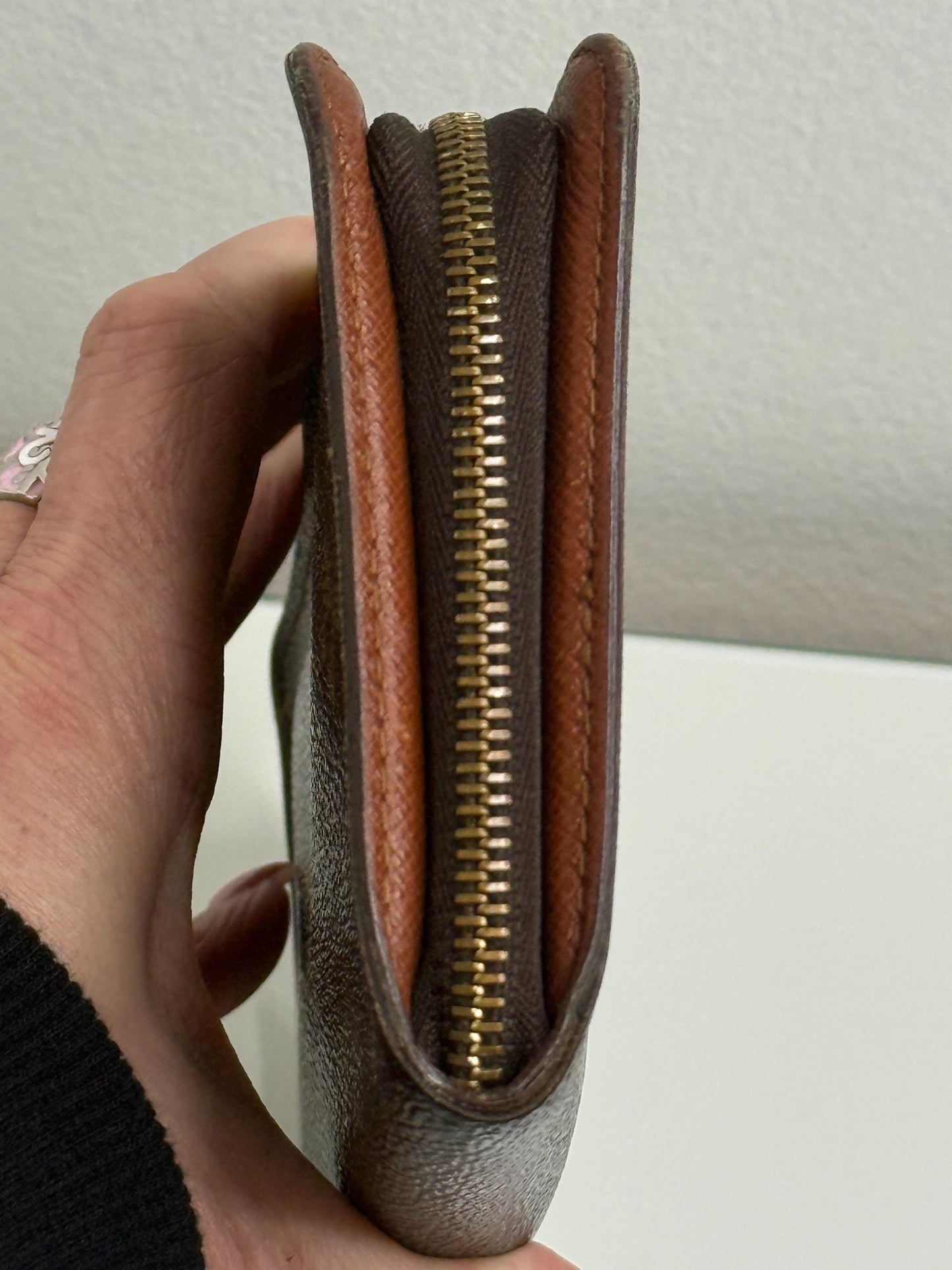 Louis Vuitton Vintage Monogram  Long Zippy Wallet