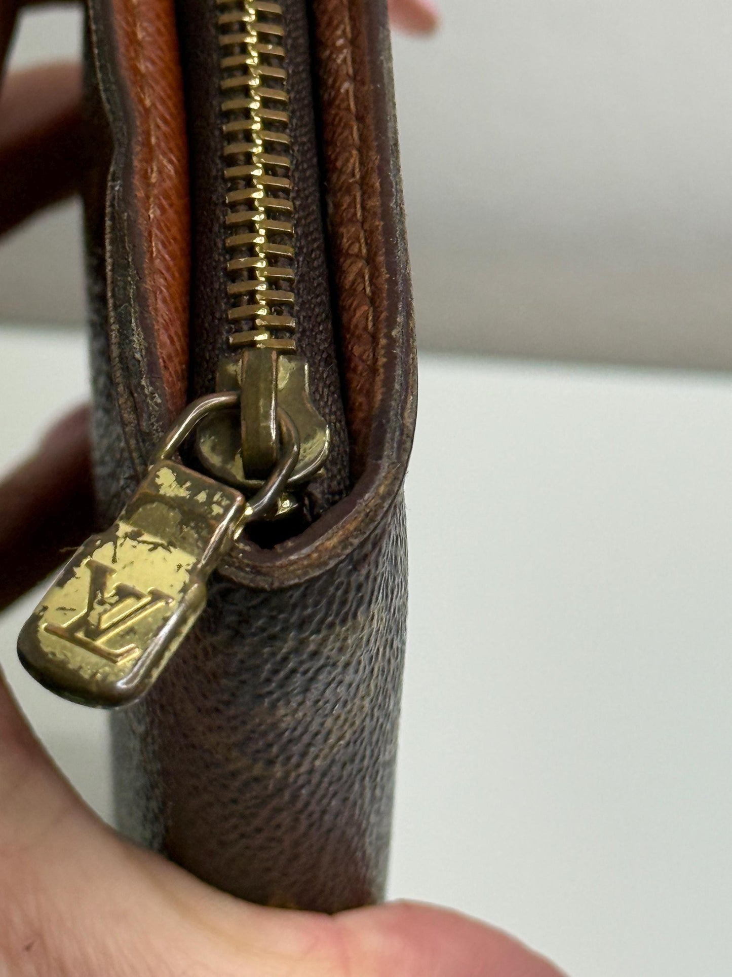 Louis Vuitton Vintage Monogram  Long Zippy Wallet