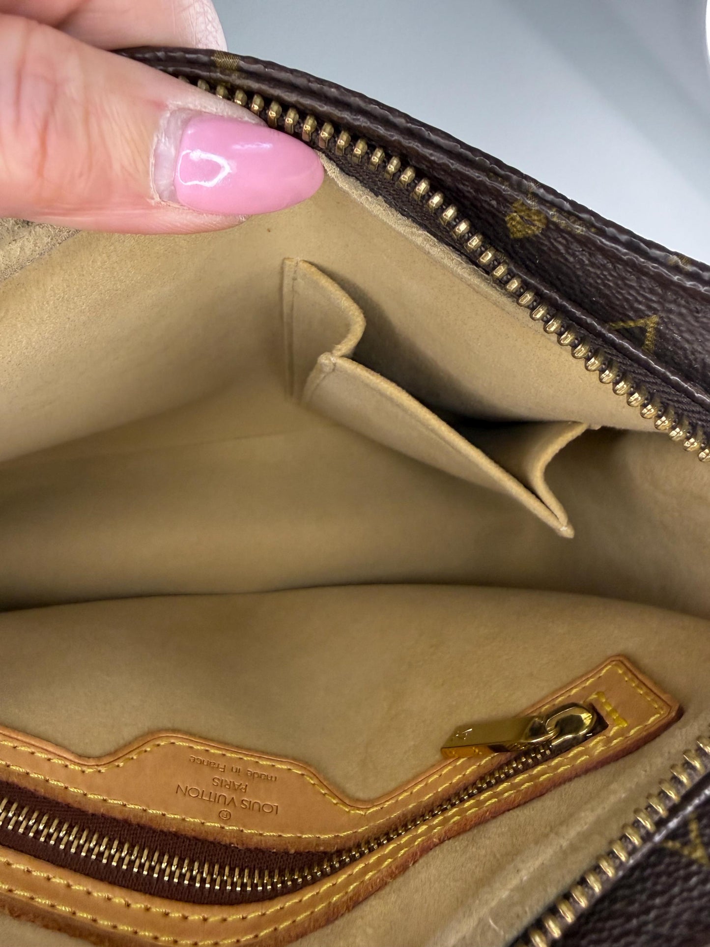 Louis Vuitton Vintage Monogram Looping MM