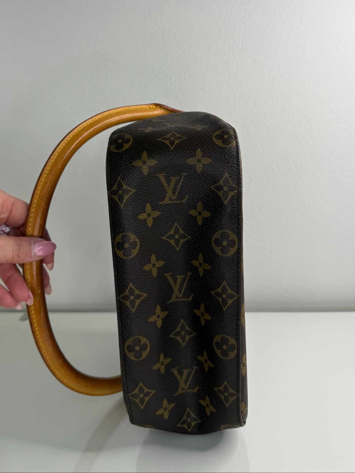 Louis Vuitton Vintage Monogram Looping MM
